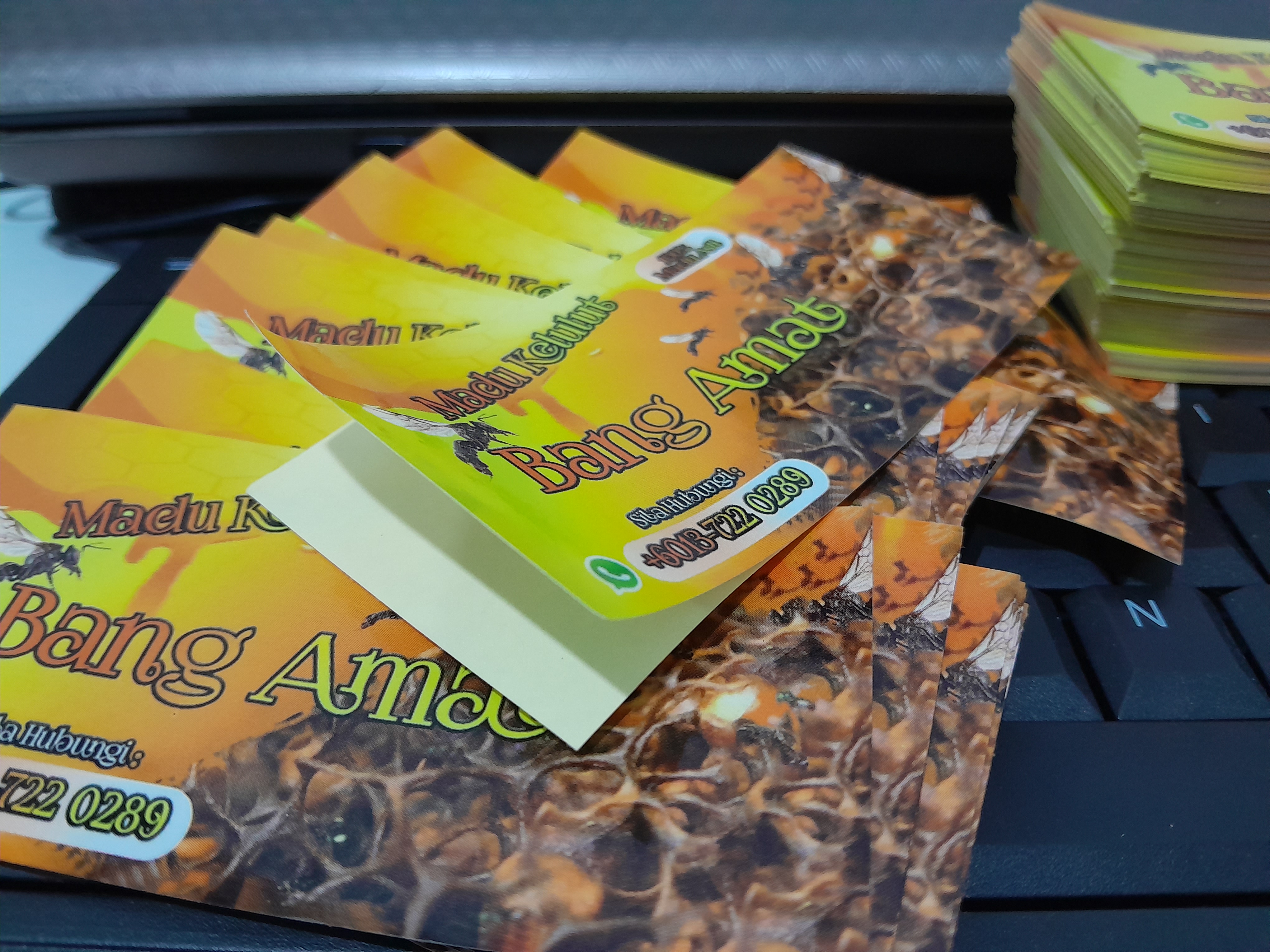 Produk Jadi Menarik Selepas Tampal Sticker! – Alhassan Printing